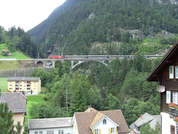 Wassen_mittlere Meienreuss.jpg