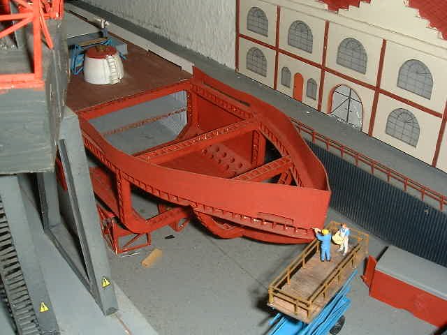 Frachter_Vorderschiff_im_Bau.JPG Frachter_Vorderschiff_im_Bau.JPG