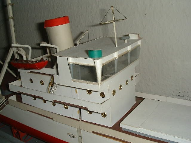 Frachter_Brücke.JPG Frachter_Brücke.JPG