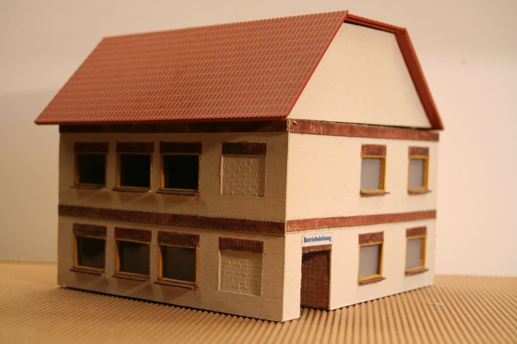 BL_auf_Eck.JPG BL_auf_Eck.JPG