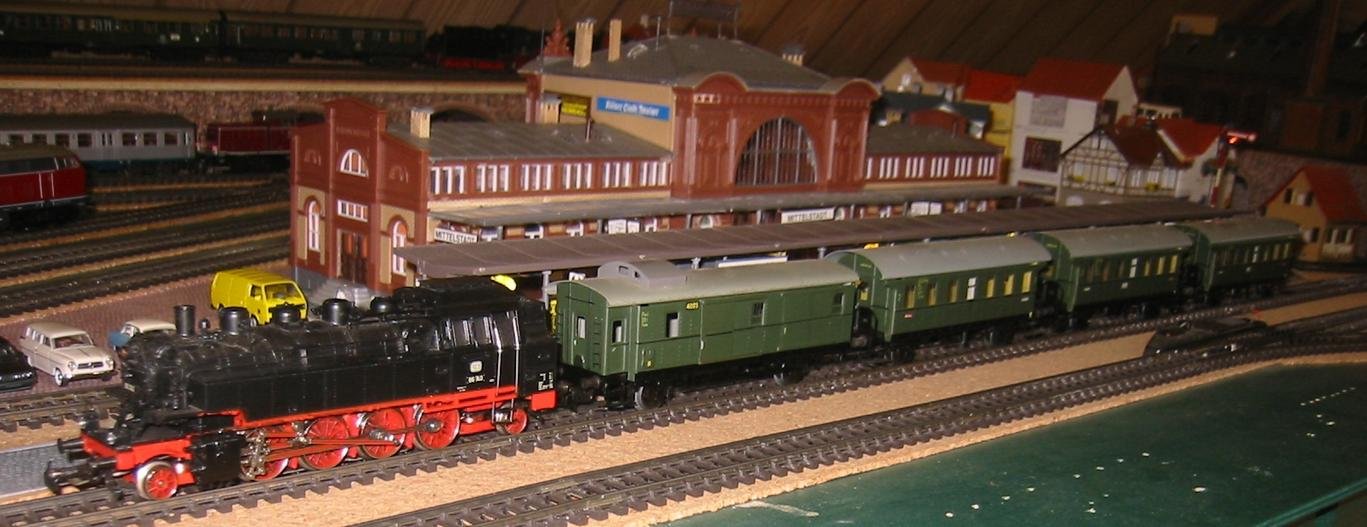 86 im Bahnhof.jpg 86 im Bahnhof.jpg