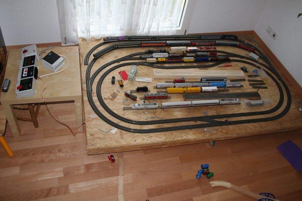 spielanlage1.jpg spielanlage1.jpg