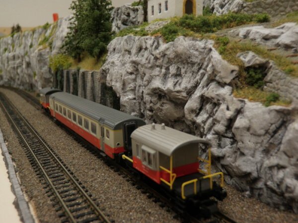 Bahn 141b.jpg Bahn 141b.jpg