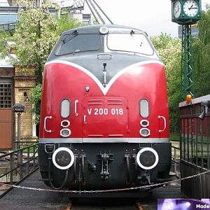 V200