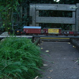 Der letzte Zug des Tages auf dem Weg nach Mühlenhagen