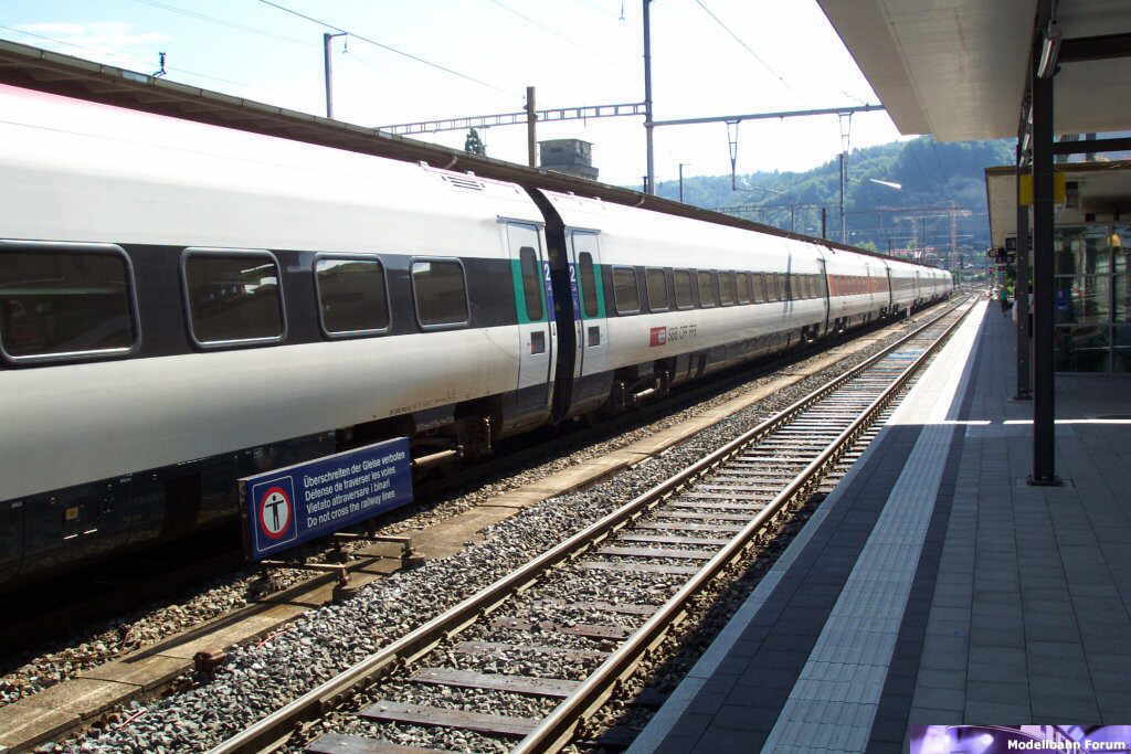 SBB Intercity Neigezug ICN 2000