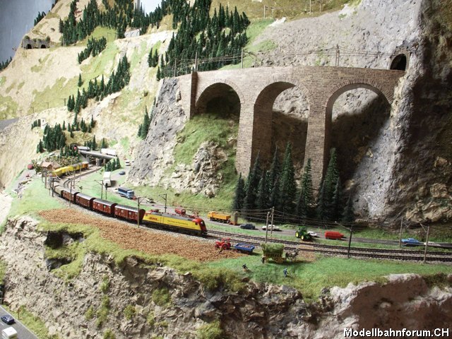 Zugverkehr in den Alpen