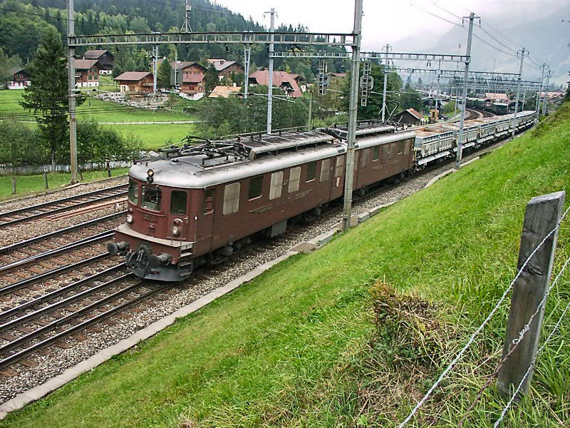 BLS-Ae88-273-Kandersteg_2001-09-21.jpg