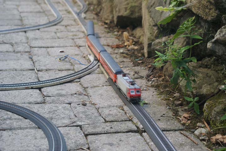 Maerklin_dehors4.jpg